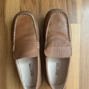 Kenneth Cole Reaction, Boys shoes, size 3.5.
